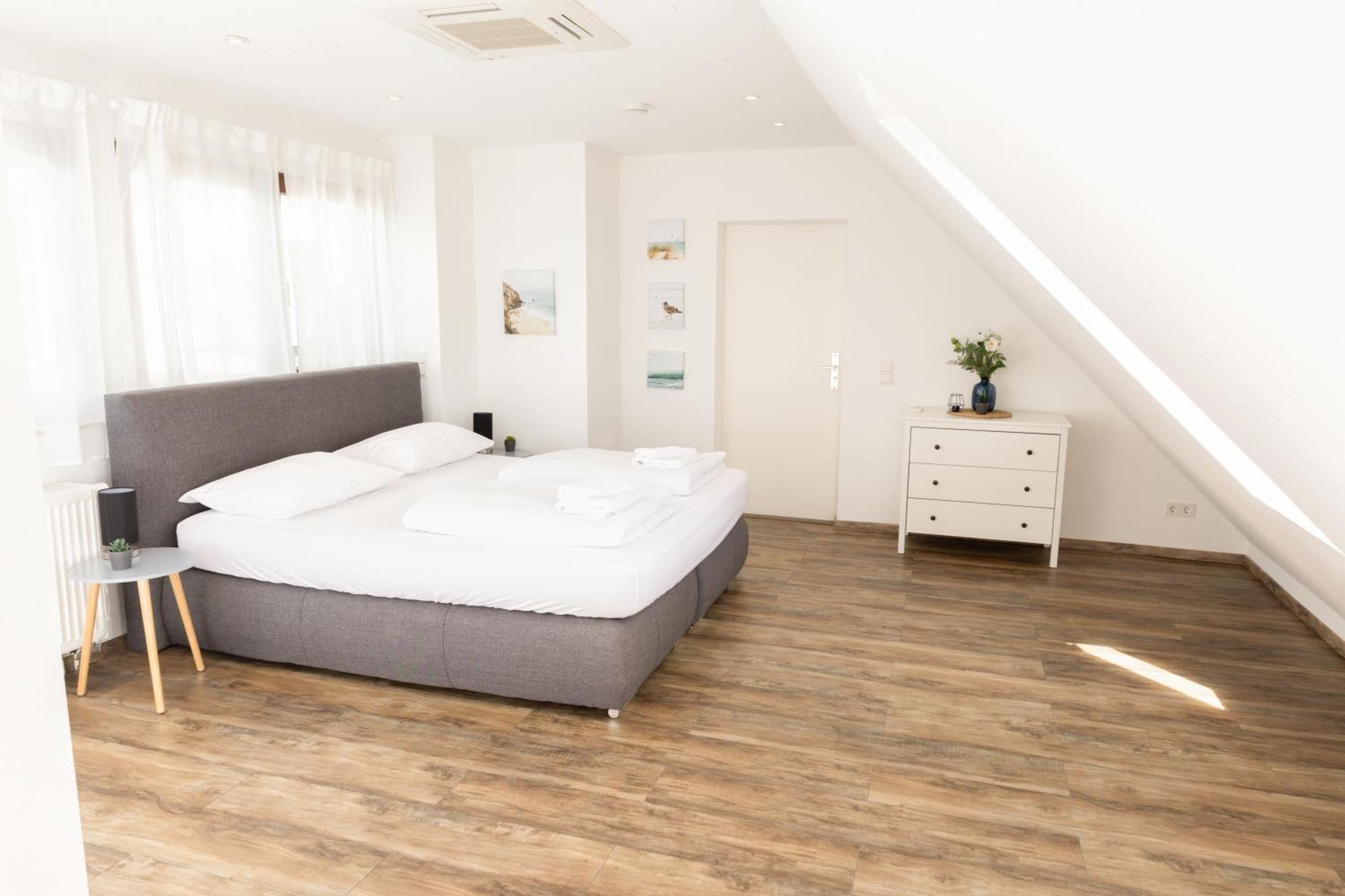Bemyguest - 3 Zimmer Maisonette - Zentral - Klimaanlage - Aufzug Wiesbaden Luaran gambar